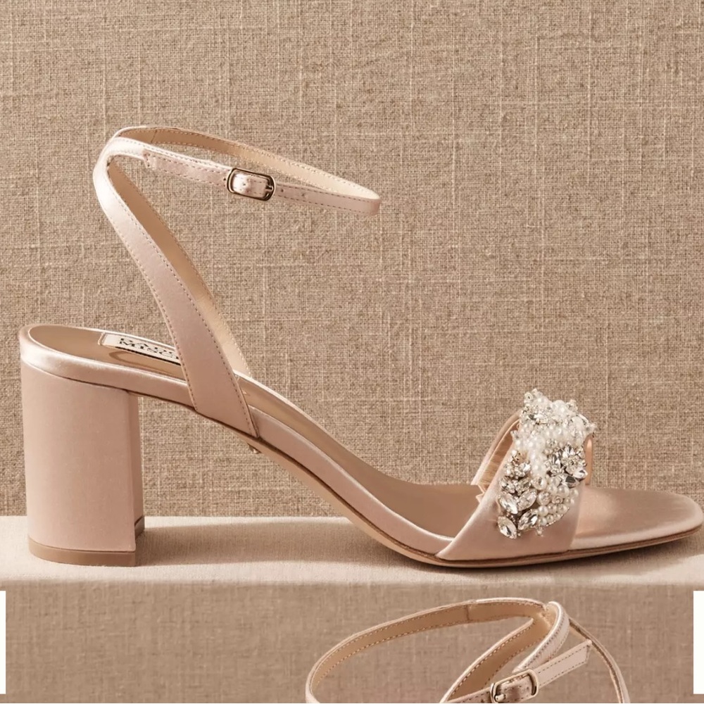 Badgley Mischka Women's Elegant Blush pink Embellished Heels - Cream - Picture 8 of 8